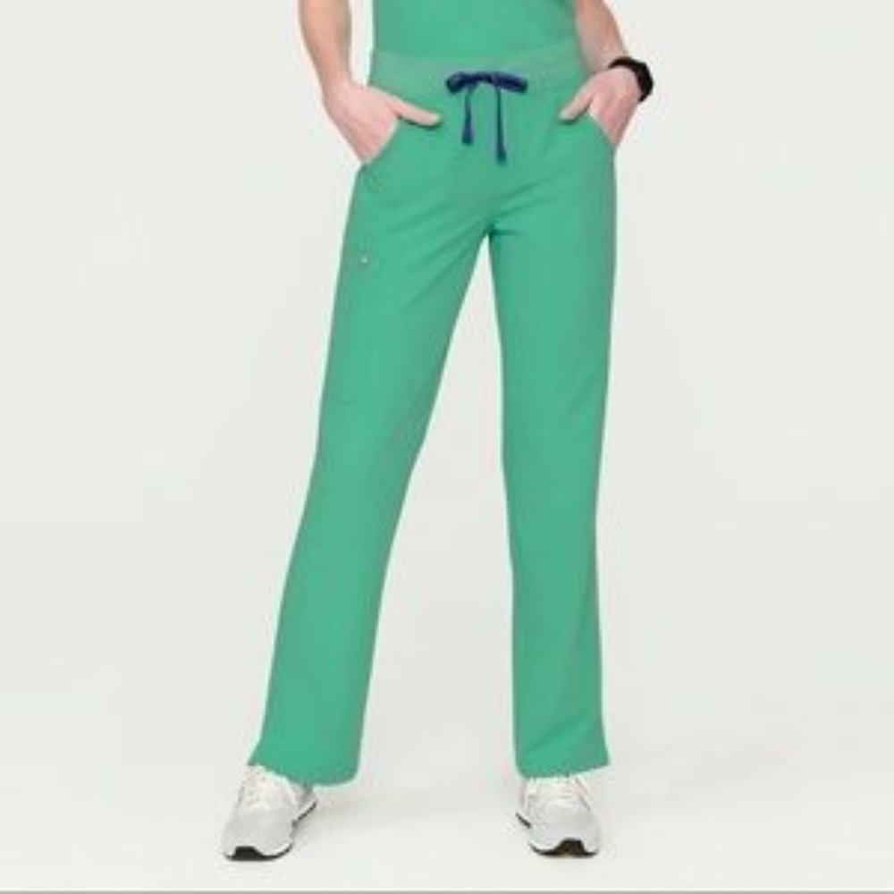 FIGS Women's Surgical Green Kade™ - M Petite